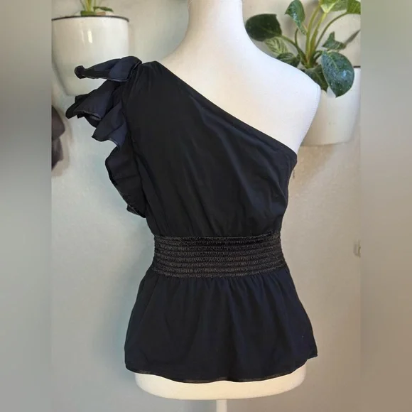 2b Bebe Black One Shoulder Ruffle Blouse Size XS - Picture 2 of 6